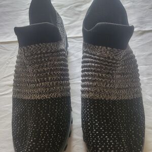 Black and Gray Knit Womens Walking Shoes Sock Sneakers. Mesh Slip On